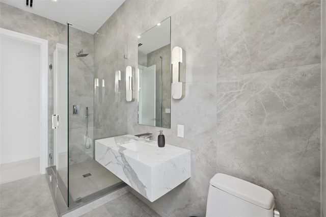 1517 SE 12th Court, Fort Lauderdale, FL 33316