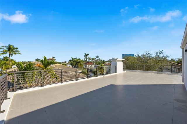 1517 SE 12th Court, Fort Lauderdale, FL 33316