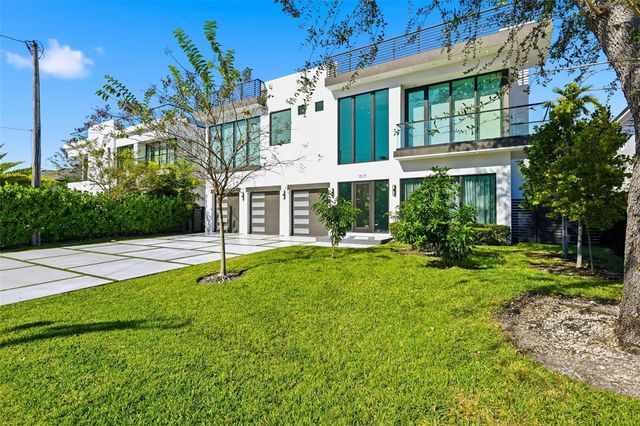 1517 SE 12th Court, Fort Lauderdale, FL 33316