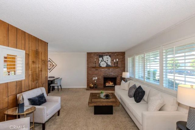 2834 W Keys Lane, Anaheim, CA 92804