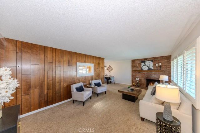 2834 W Keys Lane, Anaheim, CA 92804