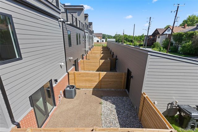 5226 AVERY Street 5, Detroit, MI 48208