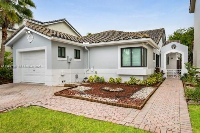 4917 SW 154th Ave, Miami, FL 33185