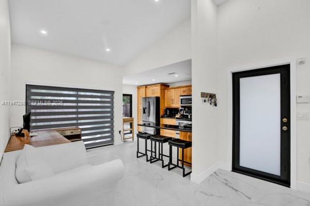 4917 SW 154th Ave, Miami, FL 33185