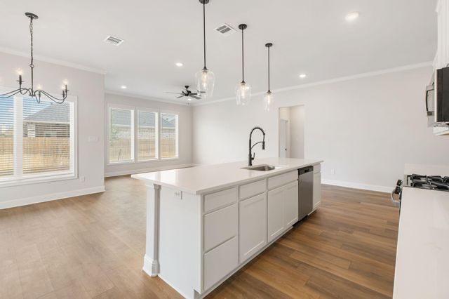 2912 Captain Court, Bryan, TX 77808