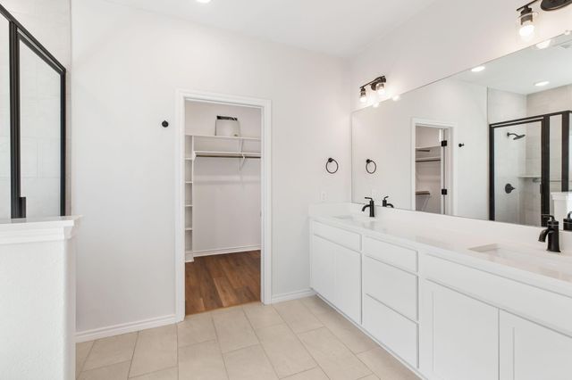 2912 Captain Court, Bryan, TX 77808