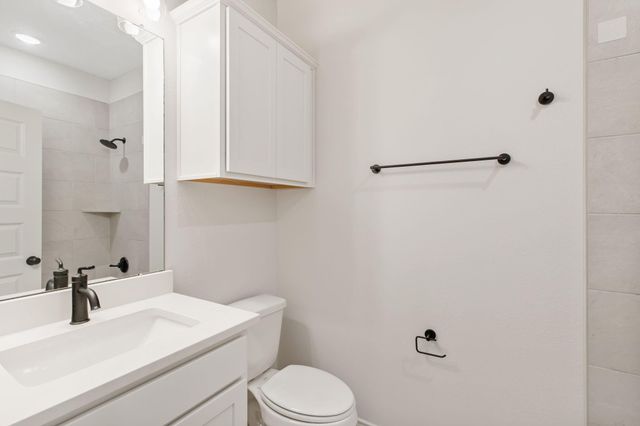 2912 Captain Court, Bryan, TX 77808