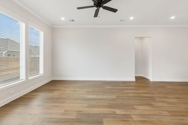 2912 Captain Court, Bryan, TX 77808