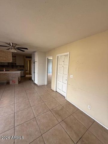 3148 W CHARTER OAK Road, Phoenix, AZ 85029