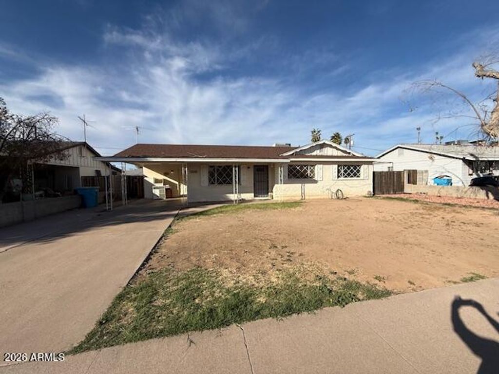 3148 W CHARTER OAK Road, Phoenix, AZ 85029