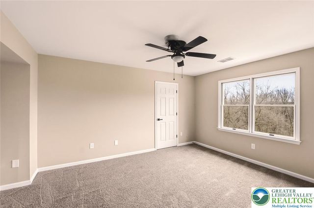 2243 Oakwood Court, Lowhill Twp, PA 18051