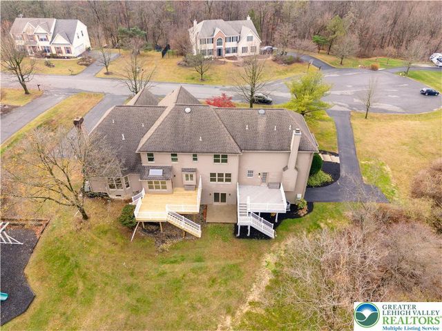 2243 Oakwood Court, Lowhill Twp, PA 18051