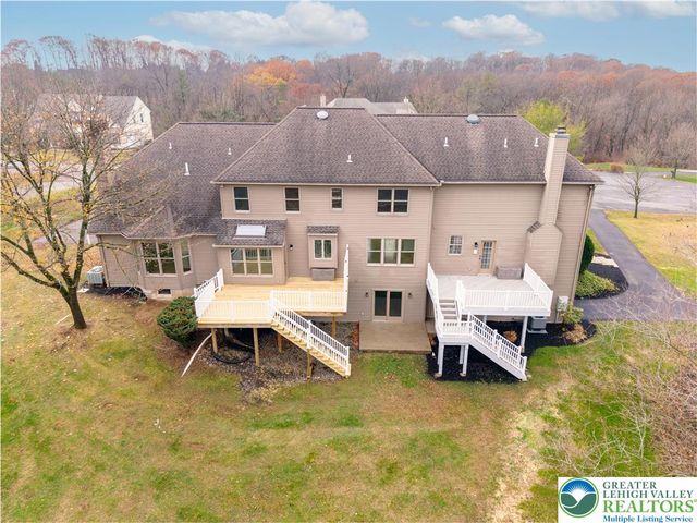 2243 Oakwood Court, Lowhill Twp, PA 18051