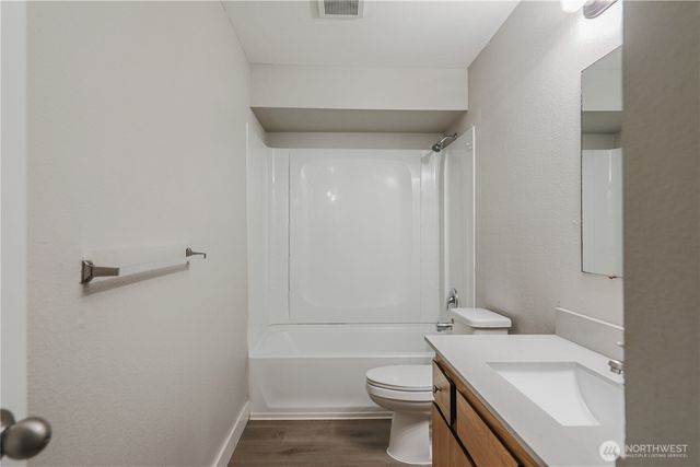 1021 30th Street NE, Auburn, WA 98002