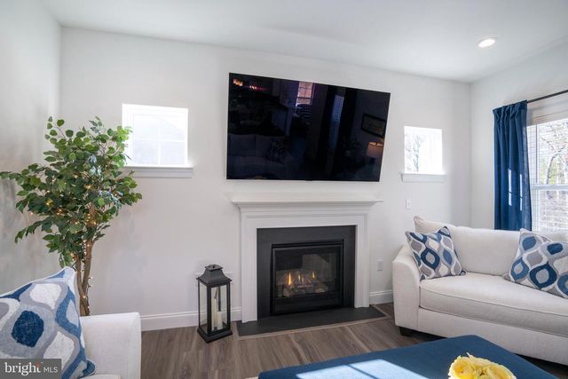 247 ACER AVE, State College, PA 16803