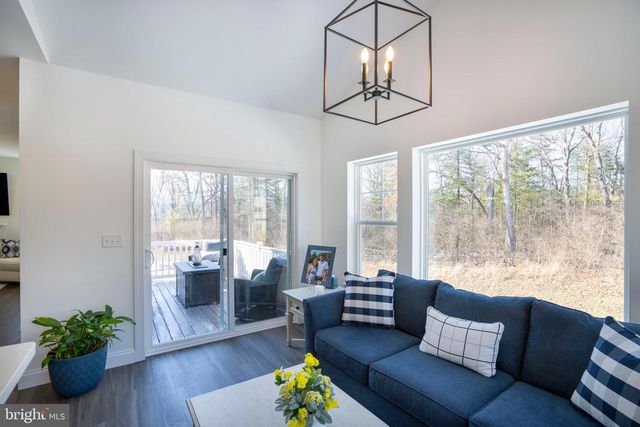 247 ACER AVE, State College, PA 16803