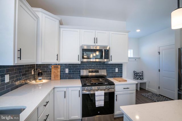 247 ACER AVE, State College, PA 16803