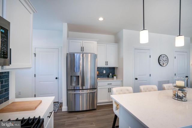 247 ACER AVE, State College, PA 16803