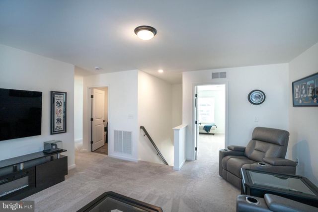 247 ACER AVE, State College, PA 16803