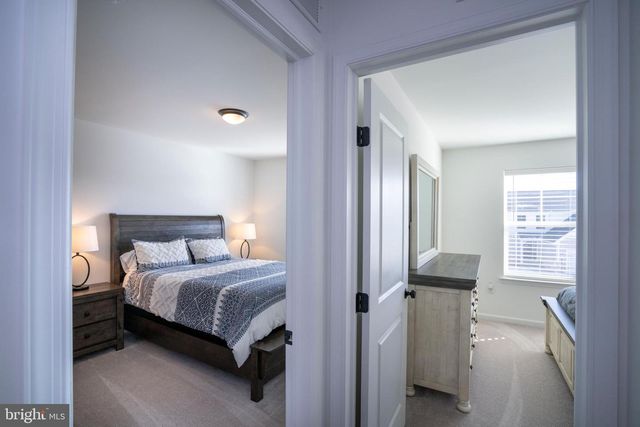 247 ACER AVE, State College, PA 16803