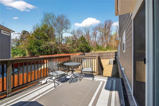 3823 W Pawnee Road, Rogers, AR 72758