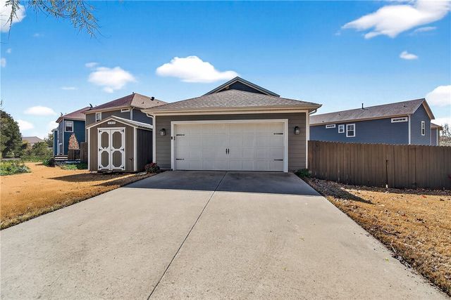 3823 W Pawnee Road, Rogers, AR 72758