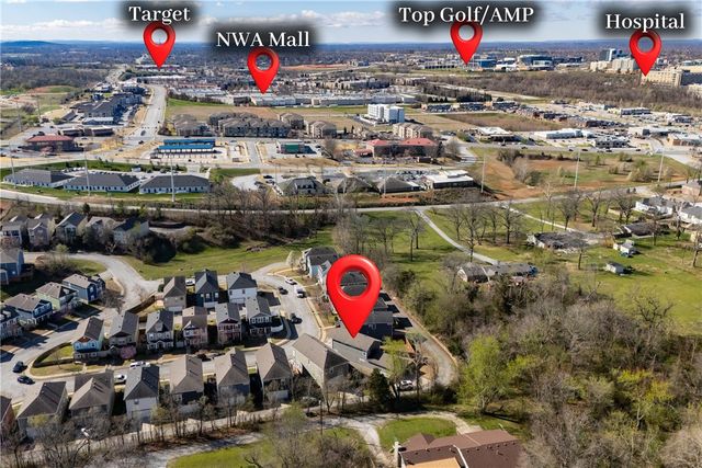 3823 W Pawnee Road, Rogers, AR 72758