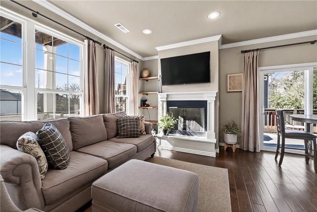 3823 W Pawnee Road, Rogers, AR 72758