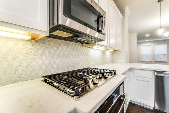 10709 Centre Forest Drive, Houston, TX 77043