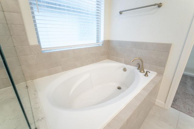 10709 Centre Forest Drive, Houston, TX 77043