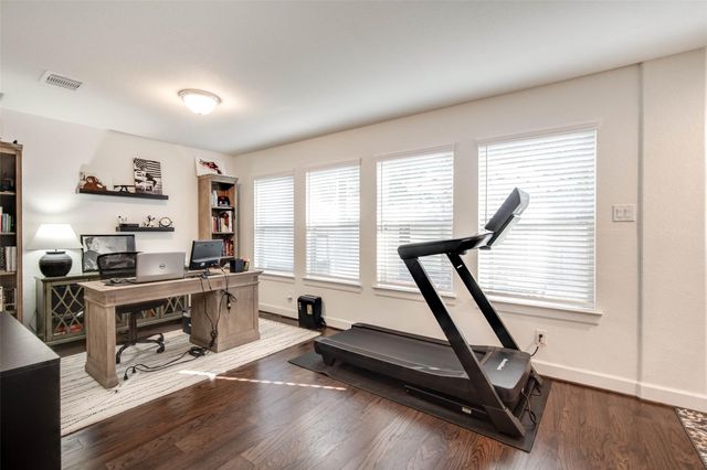 10709 Centre Forest Drive, Houston, TX 77043