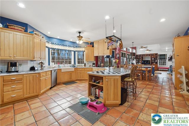 6688 Haasadahl Road, Upper Macungie Twp, PA 18106