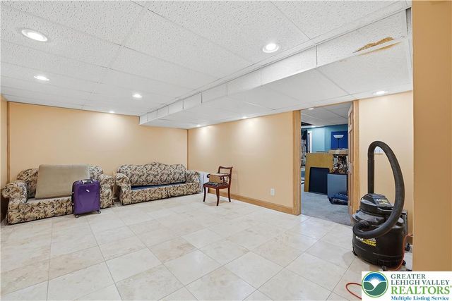 6688 Haasadahl Road, Upper Macungie Twp, PA 18106