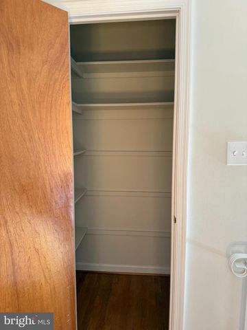 4602 LINMAR CT, Alexandria, VA 22312