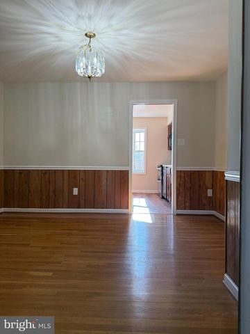 4602 LINMAR CT, Alexandria, VA 22312