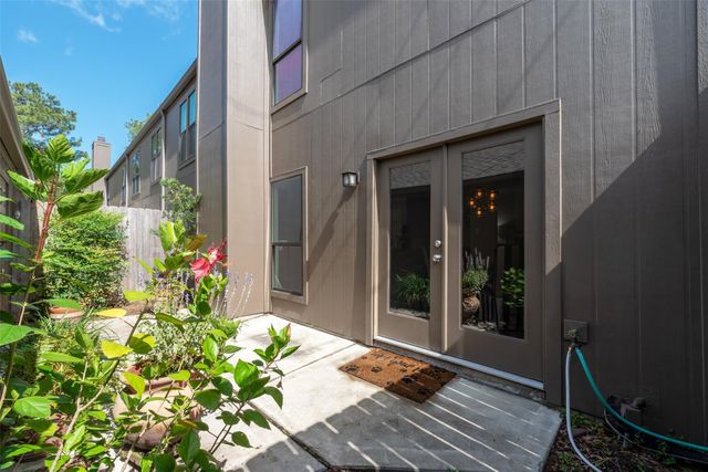 701 Bering Drive 1901, Houston, TX 77057