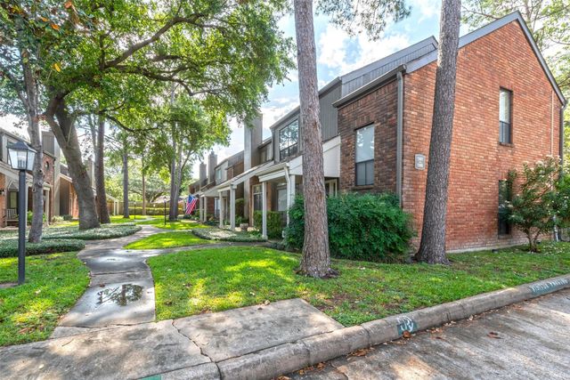 701 Bering Drive 1901, Houston, TX 77057