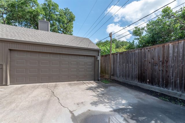 701 Bering Drive 1901, Houston, TX 77057