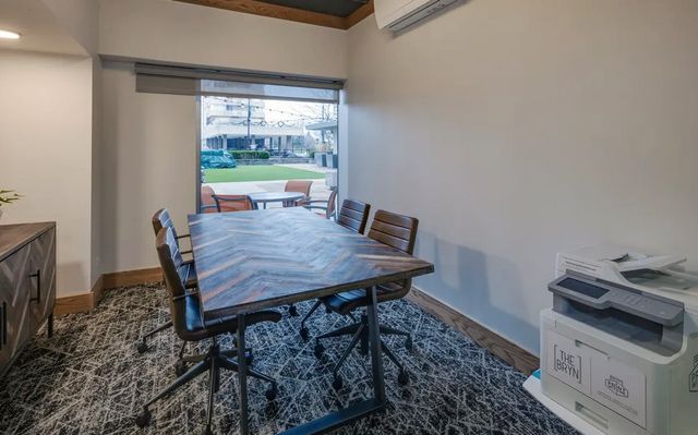 5600 N Sheridan Road 18C, Chicago, IL 60660