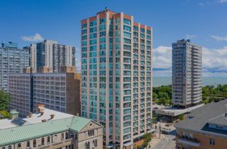 5600 N Sheridan Road 18C, Chicago, IL 60660
