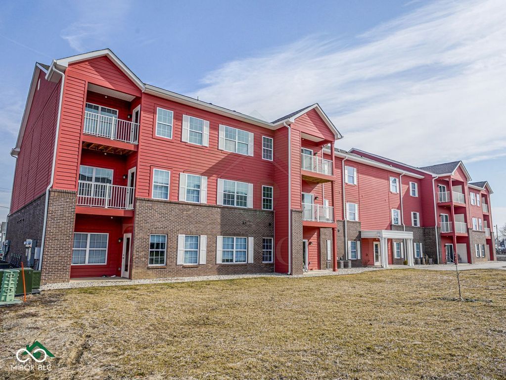 312 S 18th Street S 303, Elwood, IN 46036