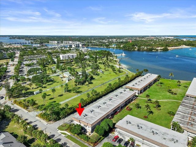 755 Saturn Street H101, Jupiter, FL 33477