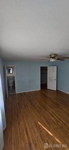 78 Highview Drive, Woodbridge Proper, NJ 07095
