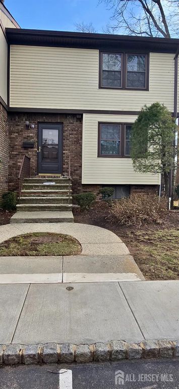 78 Highview Drive, Woodbridge Proper, NJ 07095