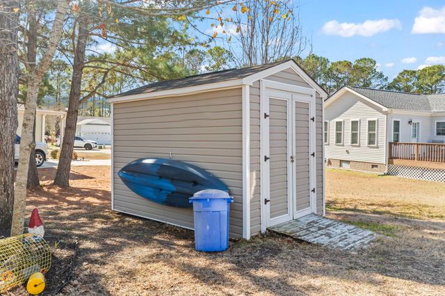 4555 Manitook Dr., Little River, SC 29566