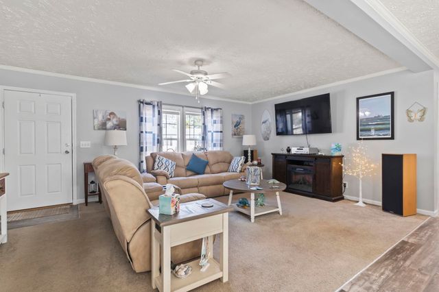 4555 Manitook Dr., Little River, SC 29566