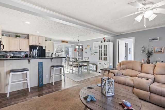 4555 Manitook Dr., Little River, SC 29566