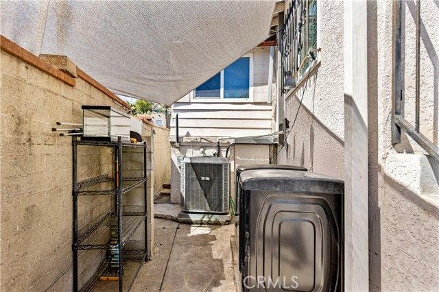 5054 Novgorod Street, Los Angeles, CA 90032