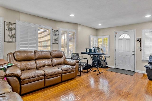 5054 Novgorod Street, Los Angeles, CA 90032