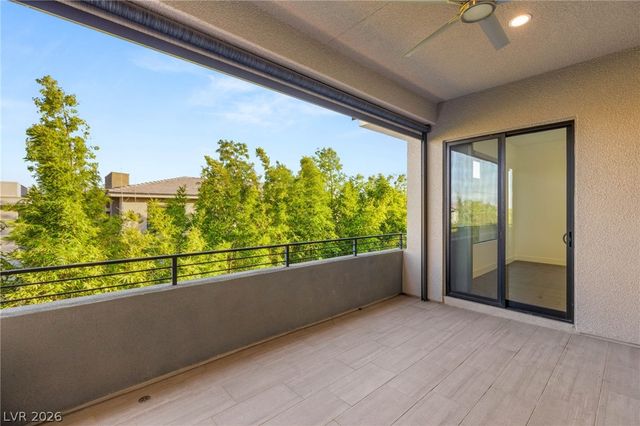 15 Gemstar Lane, Las Vegas, NV 89135
